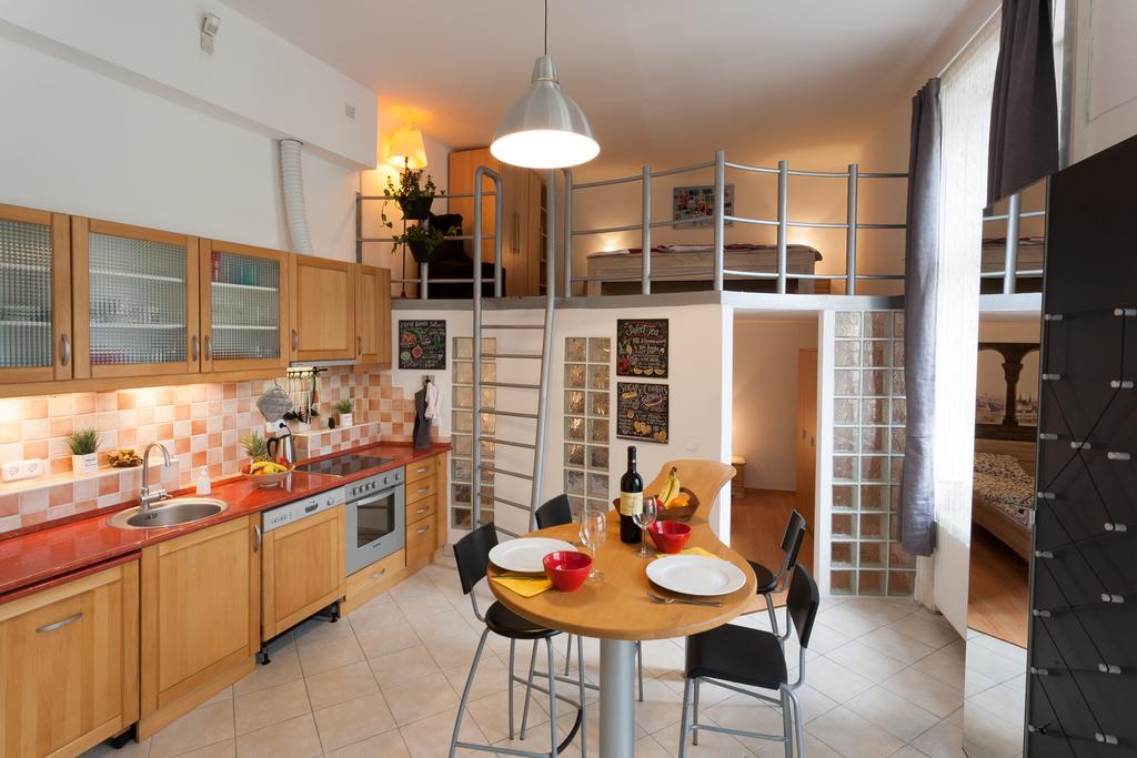 Feel At Home Apartment Βουδαπέστη Εξωτερικό φωτογραφία